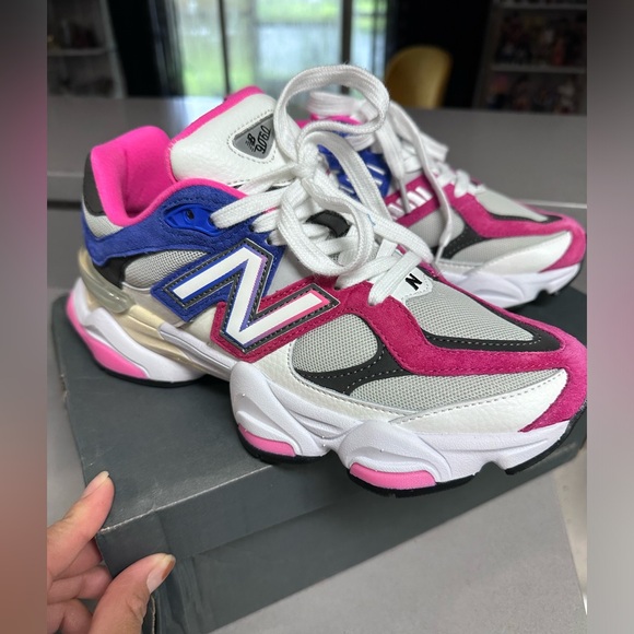 New Balance Shoes - New Balance 9060 women's size 7.5
men's size 6.5